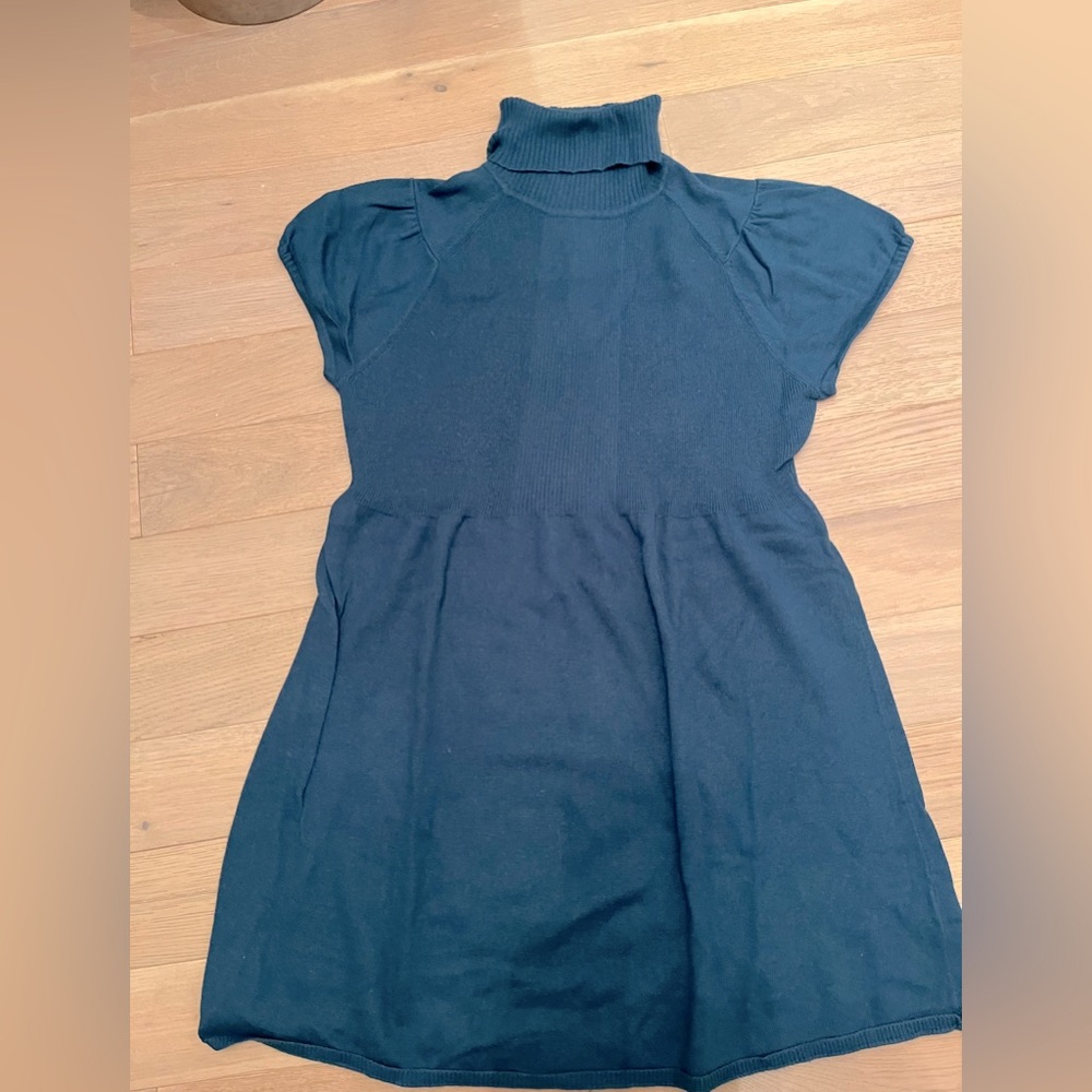 Calvin Klein tunic sweater puff sleeves. Size L.